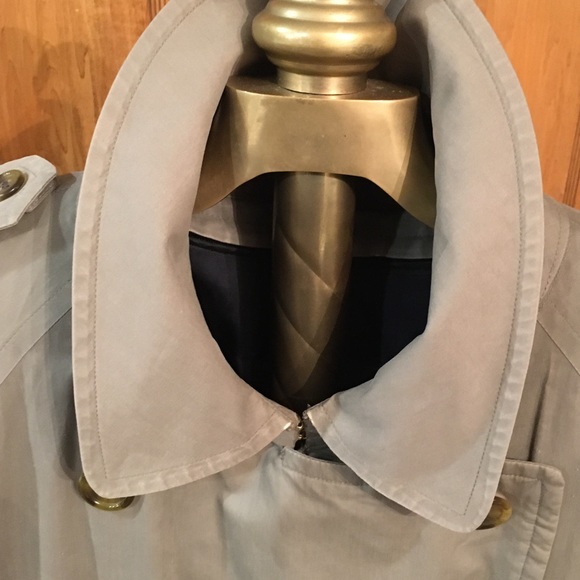 Burberrys’ lined trench coat. VTG ‘80’-90’s - Picture 13 of 16